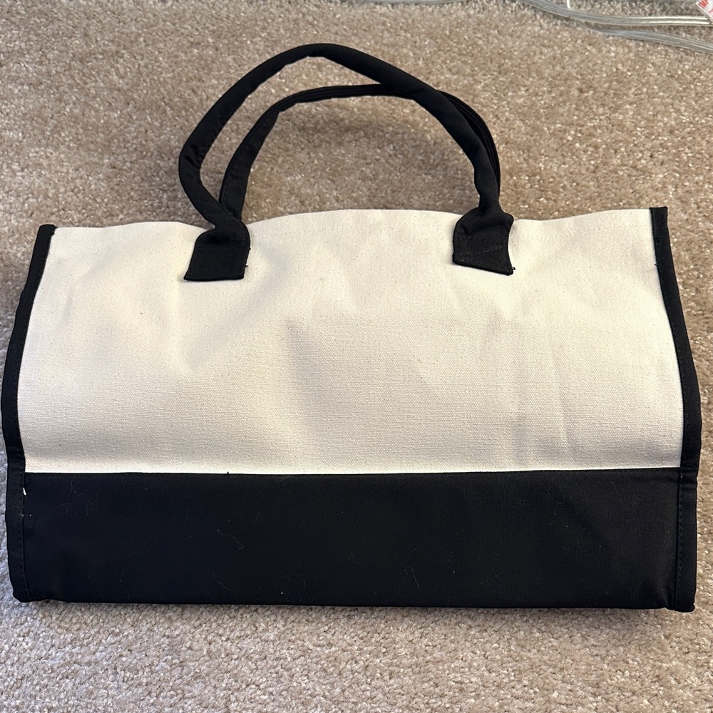 Black and Cream Tote Bag - Picture 4 of 5